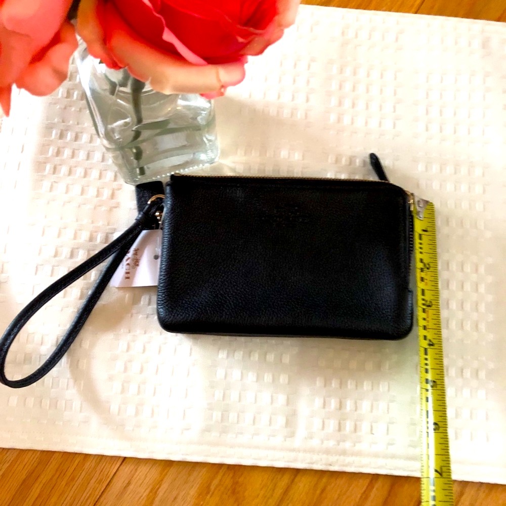 COACH black wristlet w/gold zippers - Picture 5 of 14